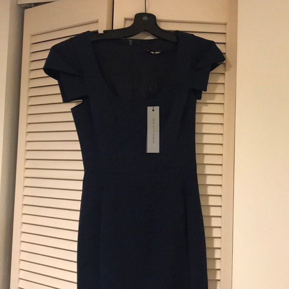 Black Halo
Amelie Sheath Dress, Pacific Blue, 0 - Picture 4 of 8